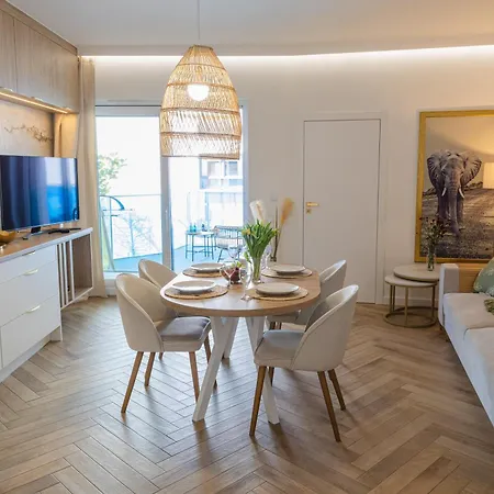 Aquarius Apartment *